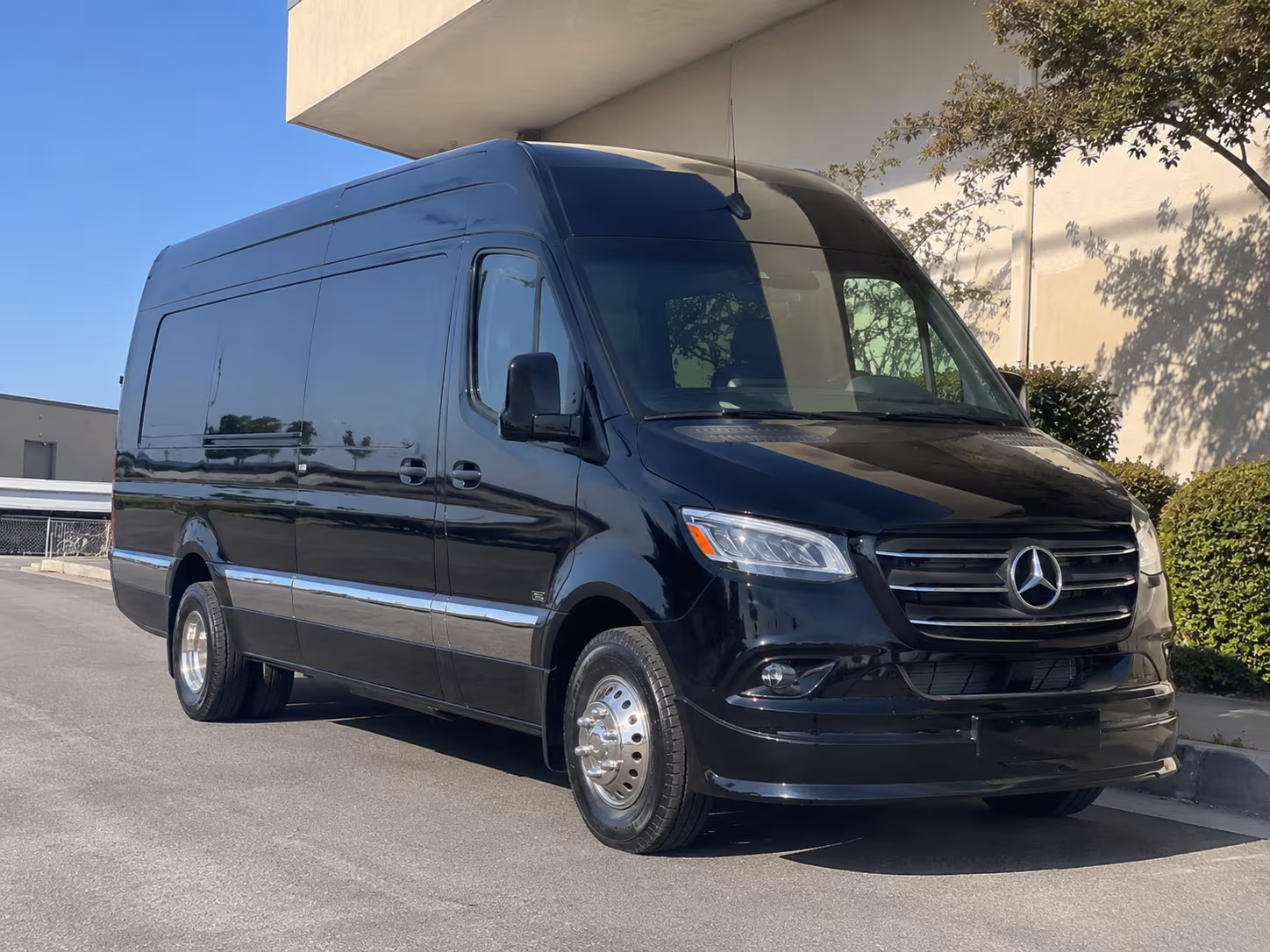 eden prairie long distance transportation onboard seating